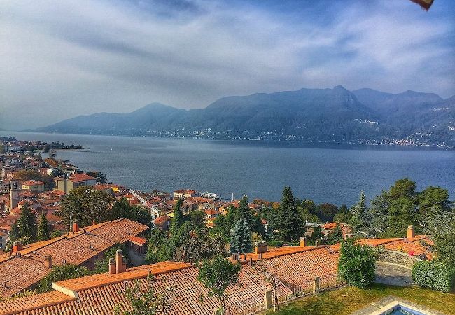 Appartamento a Luino - Cordelia 6 with lake view, balcony and pool Appartamento a Luino - Cordelia 6 with lake view, balcony and pool