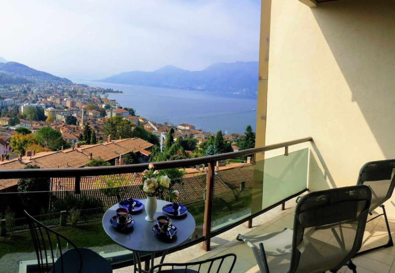 Appartamento a Luino - Cordelia 6 with lake view, balcony and pool