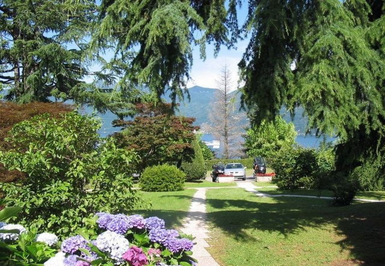 Appartamento a Luino - Cordelia 6 with lake view, balcony and pool