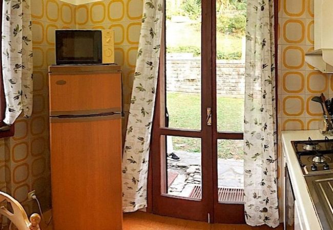 Appartamento a Brezzo di Bedero - Amarys 1 with amazing lake view and pool Appartamento a Brezzo di Bedero - Amarys 1 with amazing lake view and pool