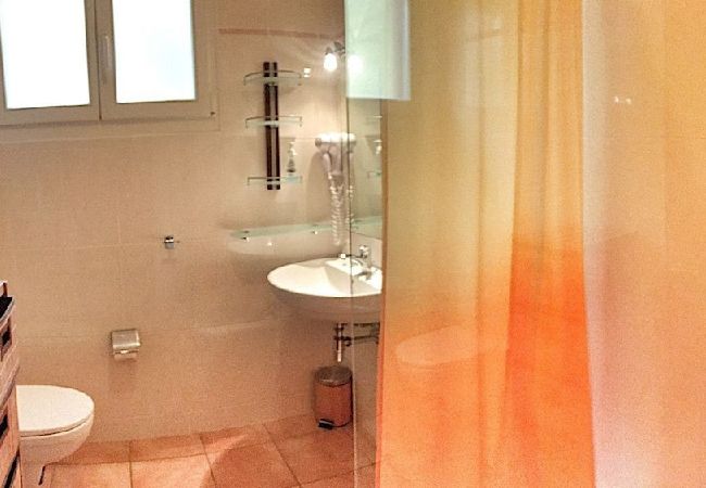 Appartamento a Brezzo di Bedero - Amarys 1 with amazing lake view and pool Appartamento a Brezzo di Bedero - Amarys 1 with amazing lake view and pool