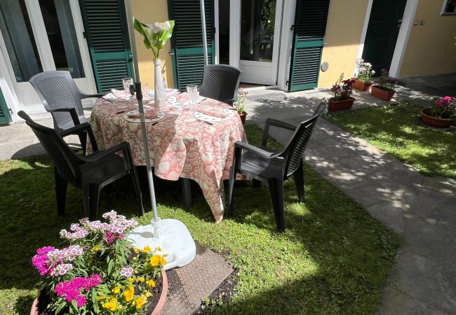 Appartamento a Verbania - Arancio Apartment in the centre of Verbania Intra Appartamento a Verbania - Arancio Apartment in the centre of Verbania Intra
