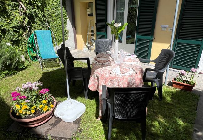 Appartamento a Verbania - Arancio Apartment in the centre of Verbania Intra Appartamento a Verbania - Arancio Apartment in the centre of Verbania Intra
