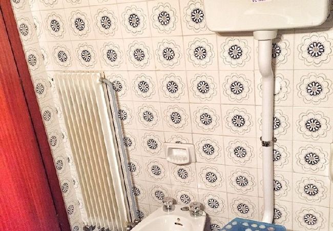 Appartamento a Brezzo di Bedero - Amarys 2 apartment in residence with lake view Appartamento a Brezzo di Bedero - Amarys 2 apartment in residence with lake view