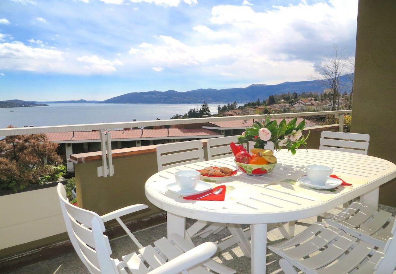 Appartamento a Ghiffa - Selva 1 lake view apartment in Ghiffa with pool