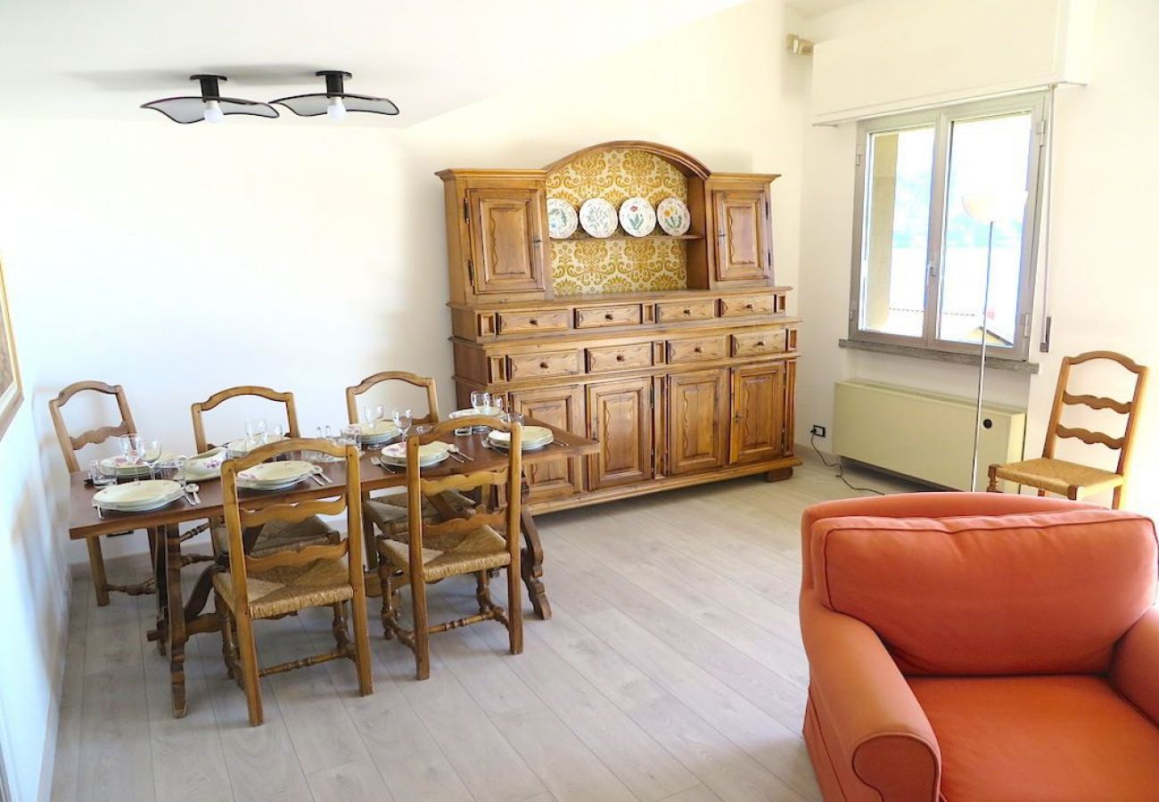 Appartamento a Ghiffa - Selva 1 lake view apartment in Ghiffa with pool