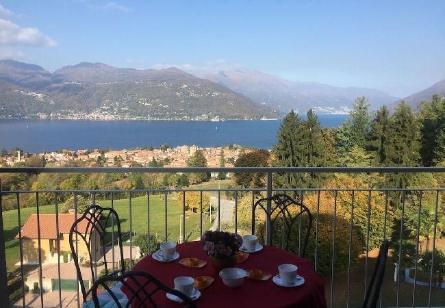 Appartamento a Germignaga - Eucalipto 2 lake view apt. in a residence Appartamento a Germignaga - Eucalipto 2 lake view apt. in a residence