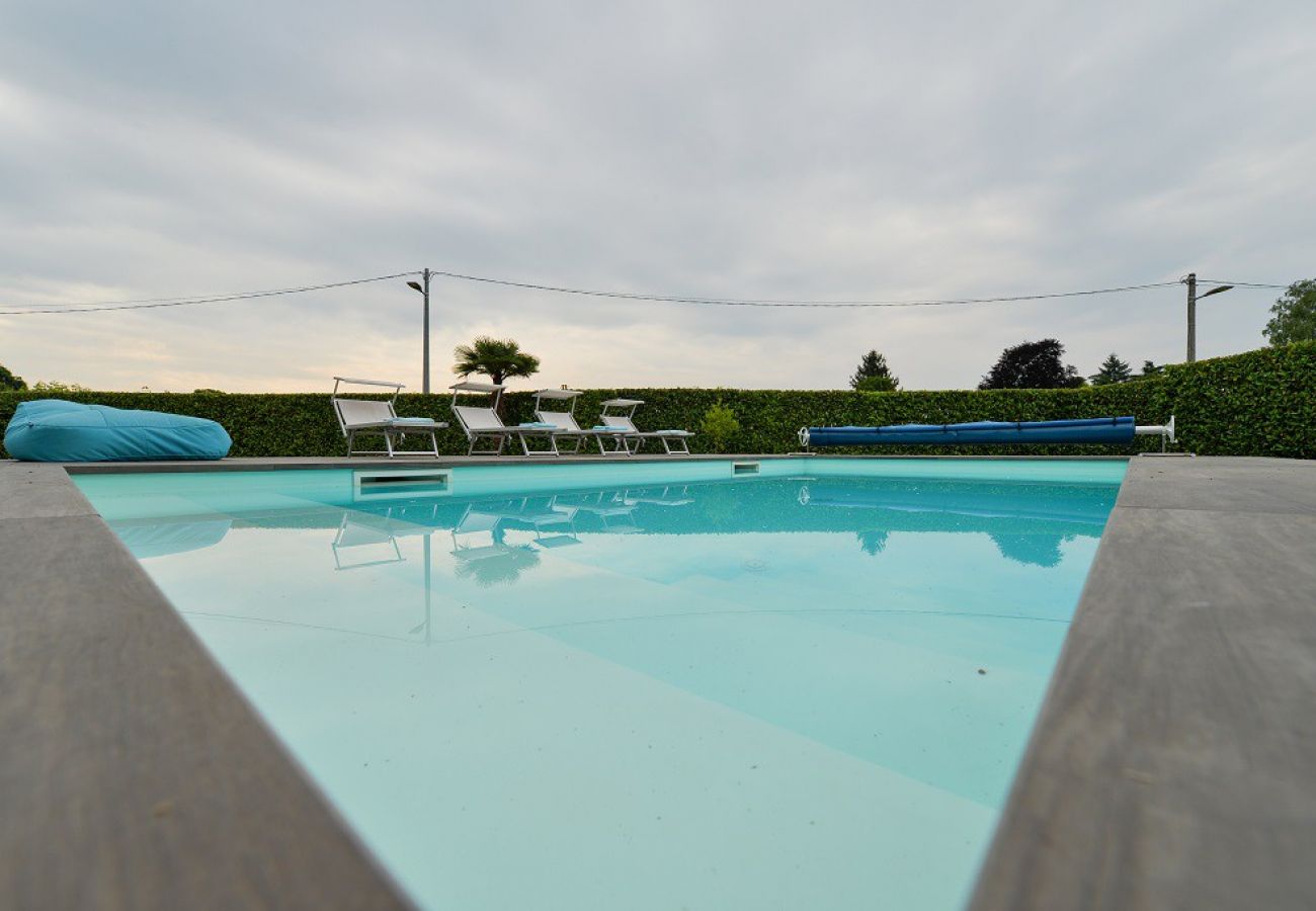 Villa a Lesa - Aurora Villa with pool in Lesa