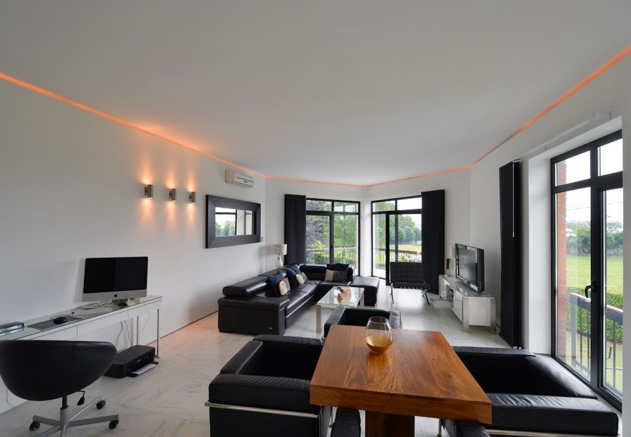 Villa a Lesa - Aurora Villa with pool in Lesa