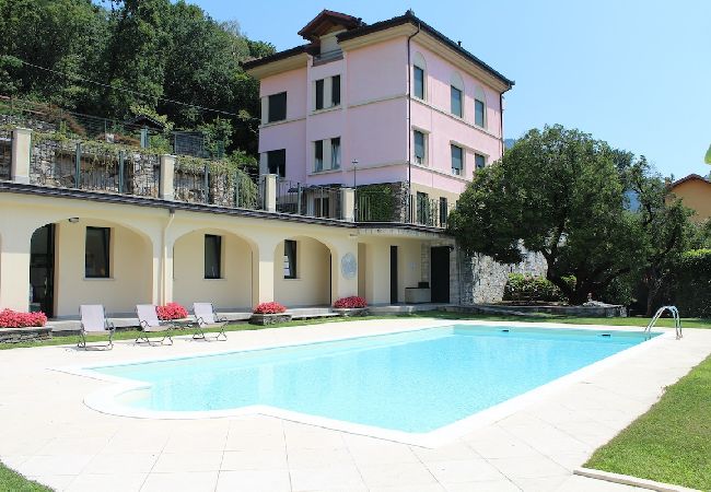 Appartamento a Mergozzo - Oleandro 1 apartment in Residence Villa Cerutti Appartamento a Mergozzo - Oleandro 1 apartment in Residence Villa Cerutti