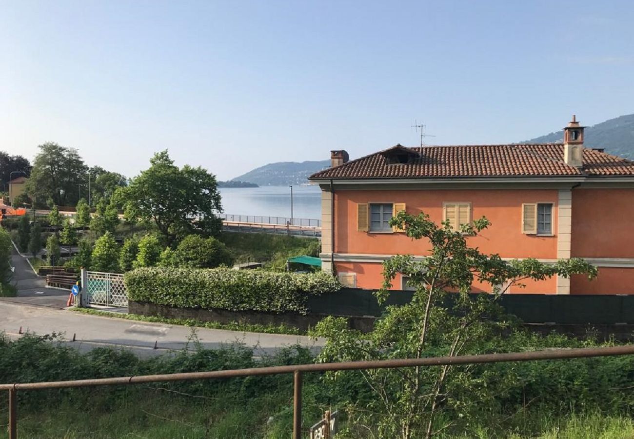 Appartamento a Verbania - Gelsomino 2 apartment with garden in Verbania