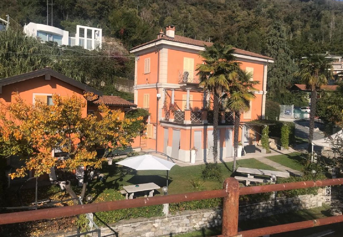 Appartamento a Verbania - Gelsomino 2 apartment with garden in Verbania