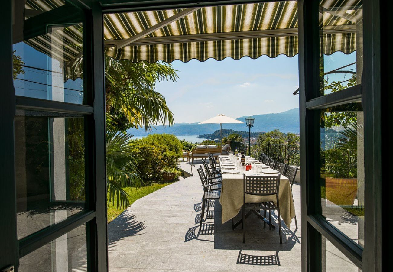 Villa a Verbania - Charming villa Il Motto with pool