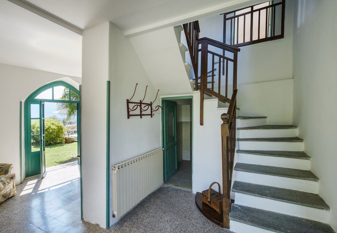 Villa a Verbania - Charming villa Il Motto with pool