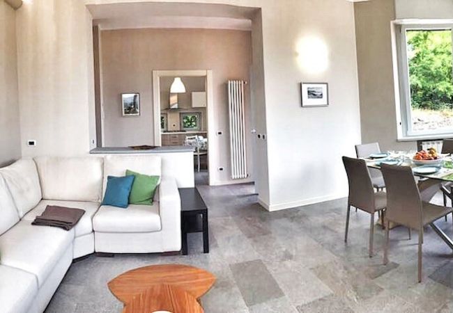 Appartamento a Mergozzo - Oleandro 2 apartment in Residence Villa Cerutti Appartamento a Mergozzo - Oleandro 2 apartment in Residence Villa Cerutti