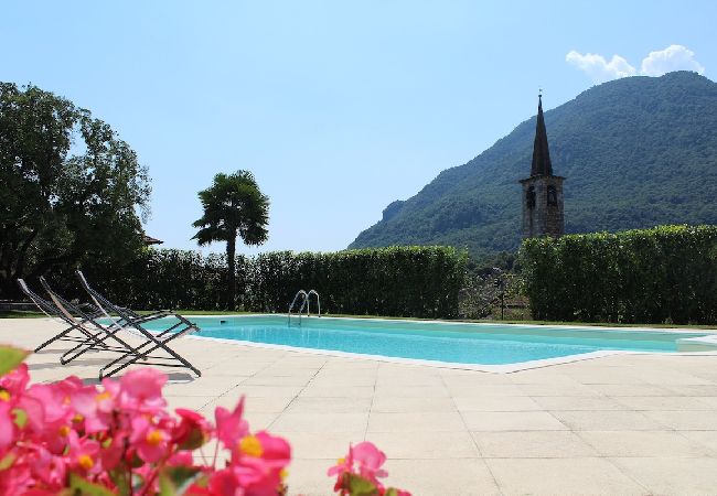 Appartamento a Mergozzo - Oleandro 2 apartment in Residence Villa Cerutti Appartamento a Mergozzo - Oleandro 2 apartment in Residence Villa Cerutti