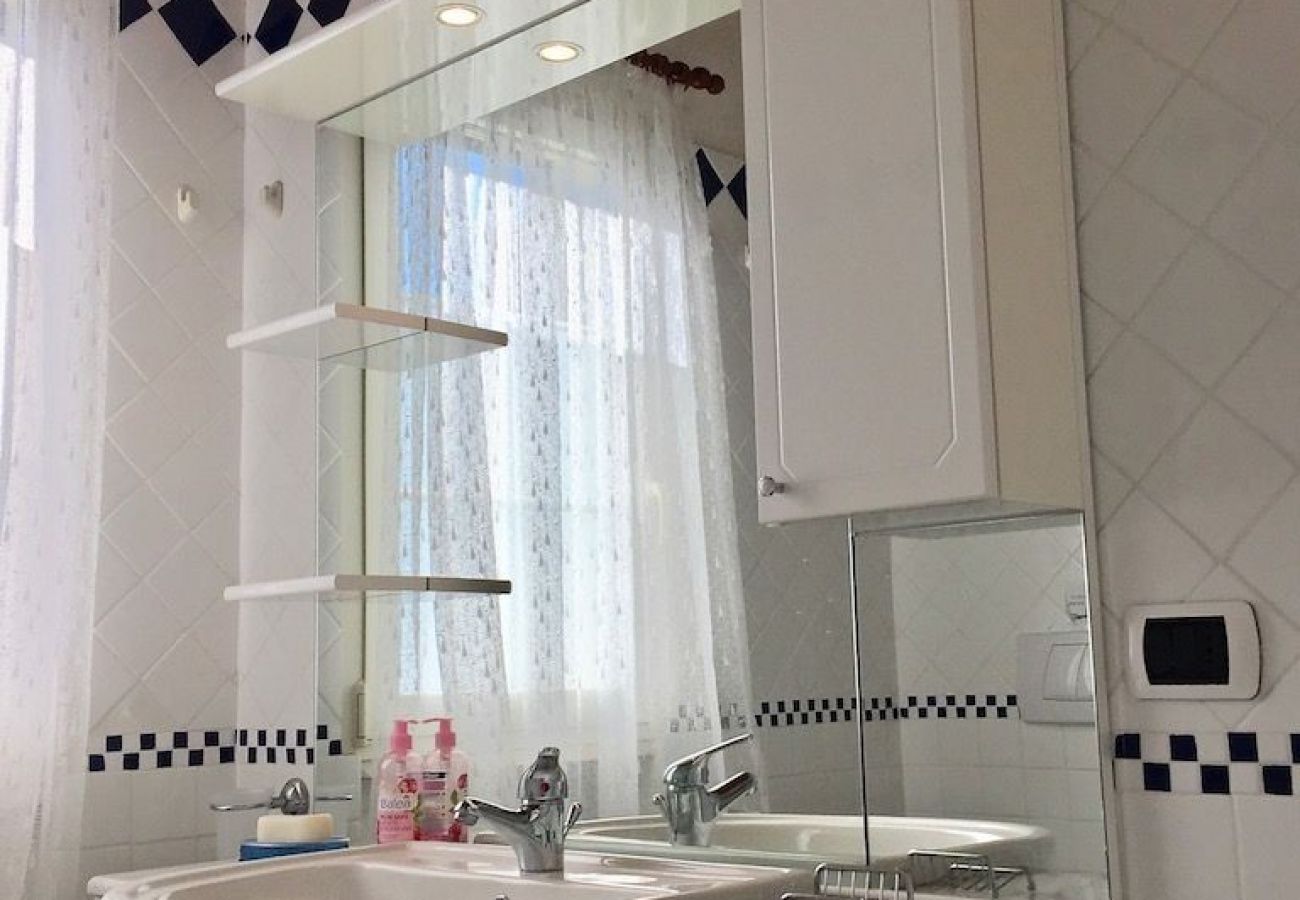 Appartamento a Germignaga - Nicole 2 apartment in a residence with pool Appartamento a Germignaga - Nicole 2 apartment in a residence with pool