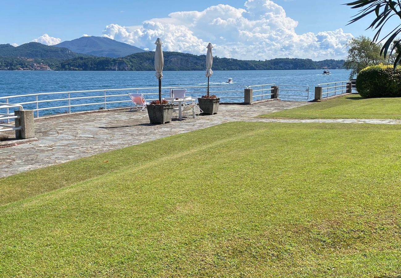 Appartamento a Stresa - Liberty apartment  with beach