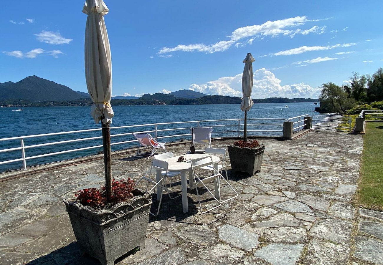 Appartamento a Stresa - Liberty apartment  with beach