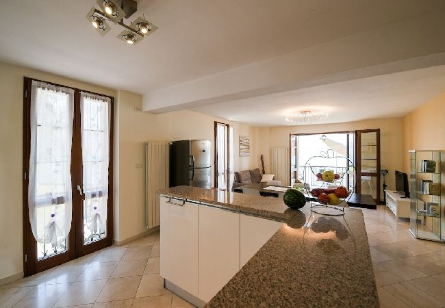 Appartamento a Verbania - Giulia apartment with lake view in Verbania Appartamento a Verbania - Giulia apartment with lake view in Verbania