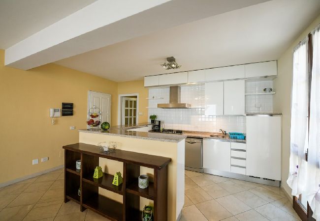 Appartamento a Verbania - Giulia apartment with lake view in Verbania Appartamento a Verbania - Giulia apartment with lake view in Verbania