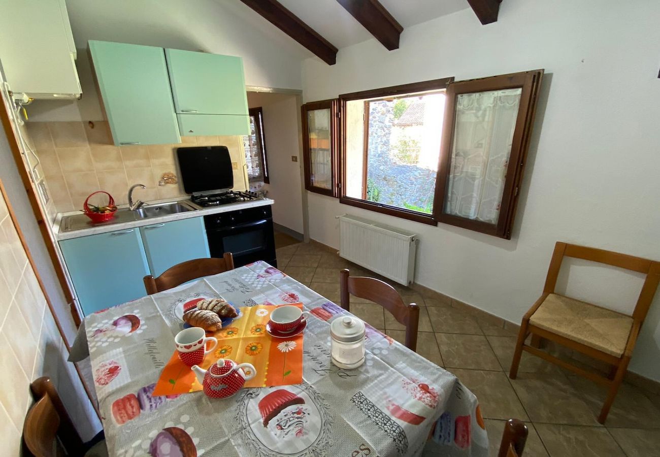 Appartamento a Cannobio - Marlene apartment with balcony in the center fo Ca