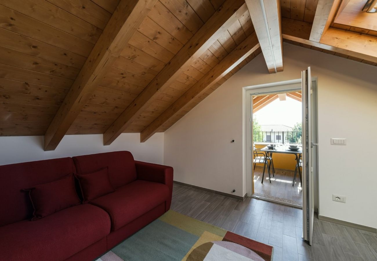 Appartamento a Baveno - Sunflower Apartment 3 with covered terrace