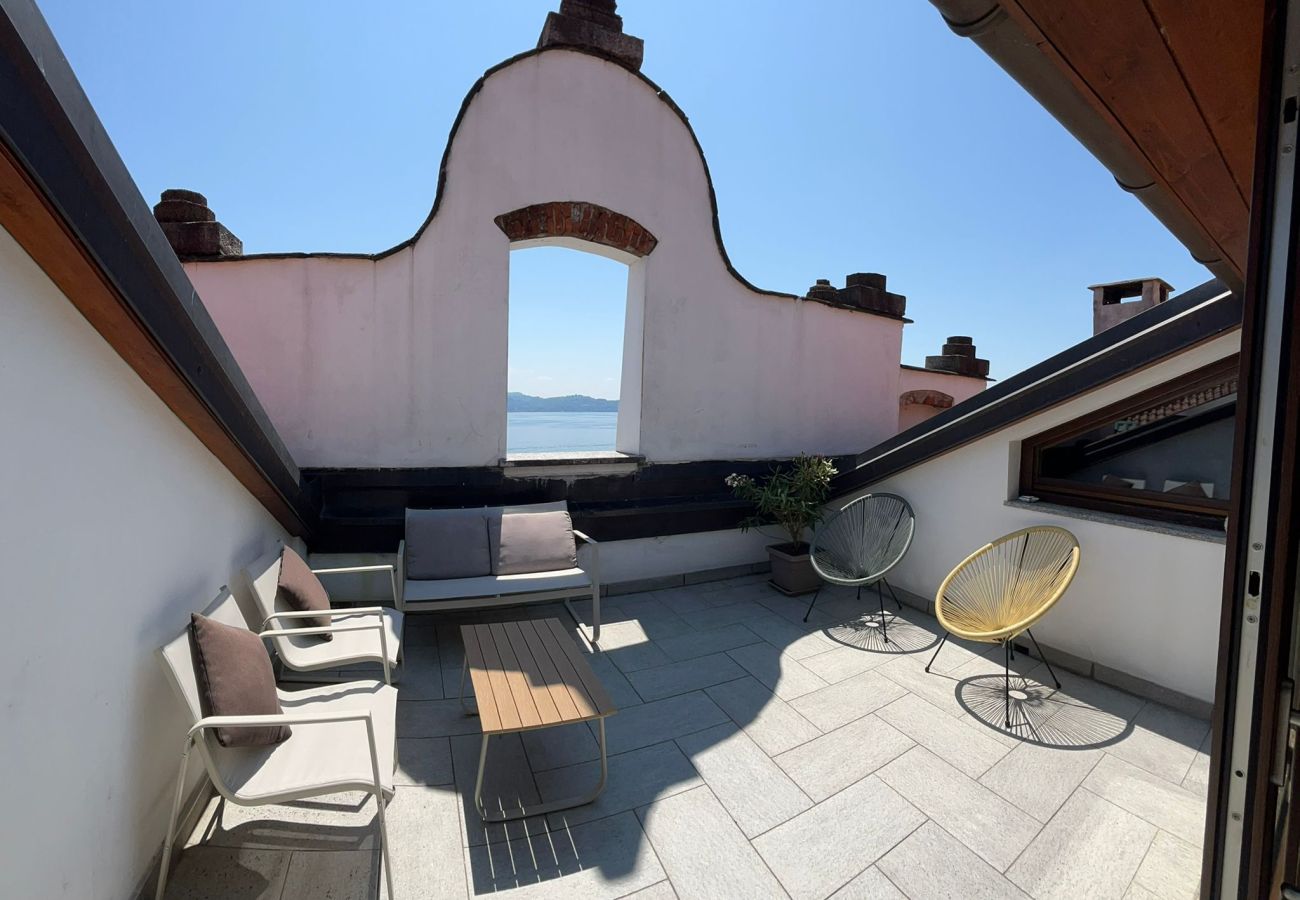 Appartamento a Verbania - La Finestra sul lago luxurious apartment furnished