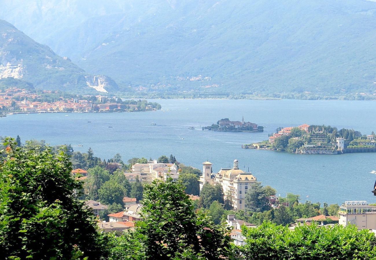 Appartamento a Stresa - India apartment with lake view over Stresa