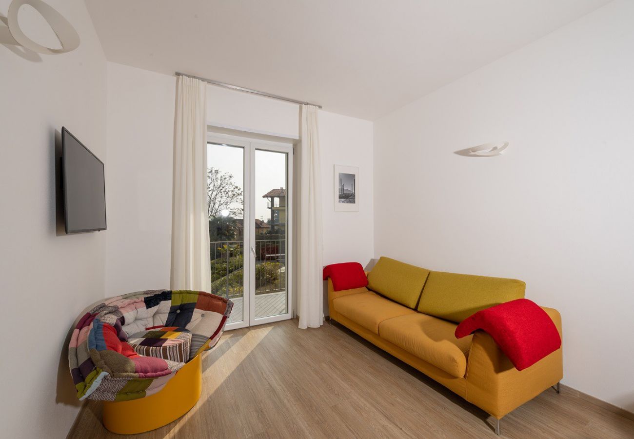 Appartamento a Baveno - The View-Wind:design apt. with terrace lake view