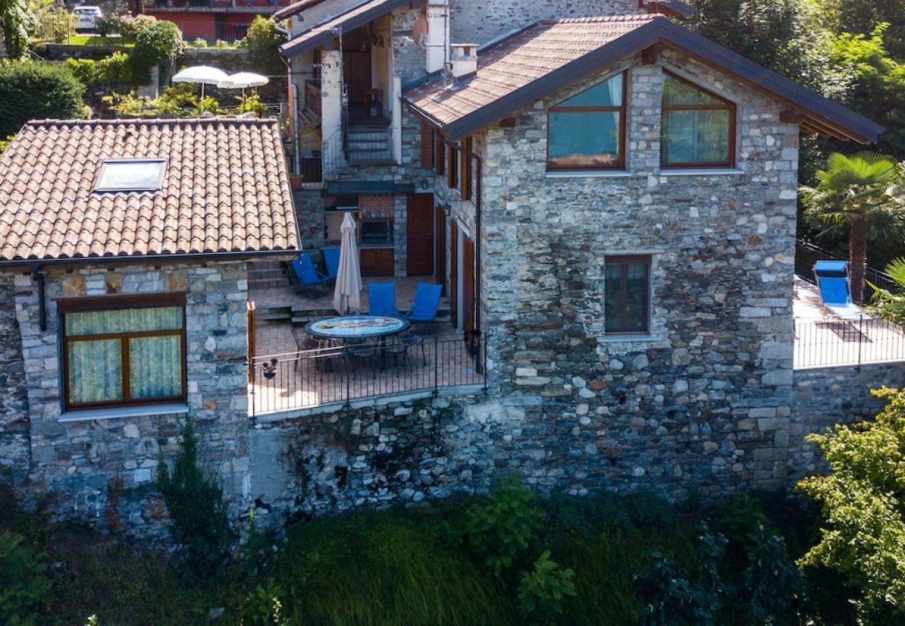 Casa a Baveno - Lulù stone house with view of the lake