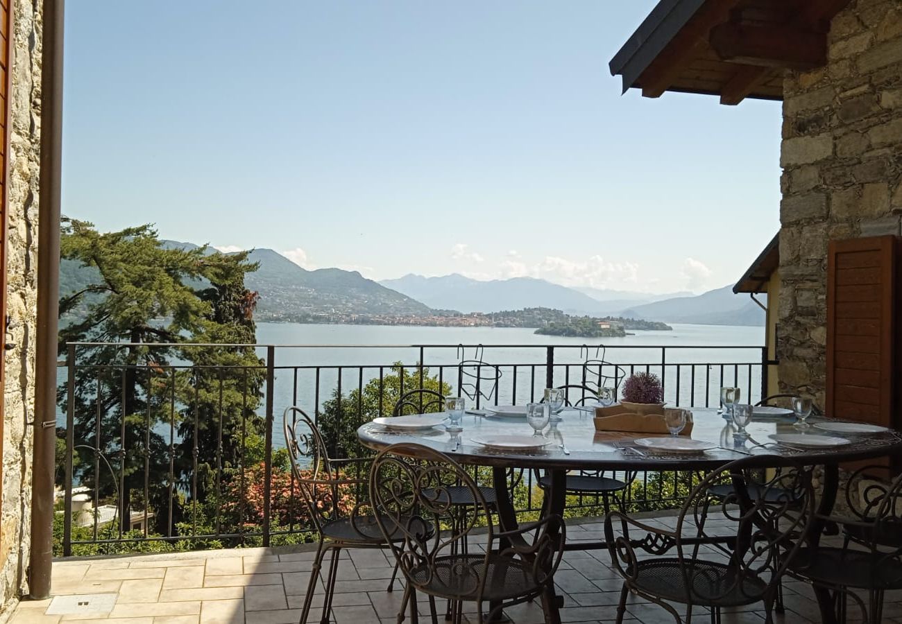 Casa a Baveno - Lulù stone house with view of the lake