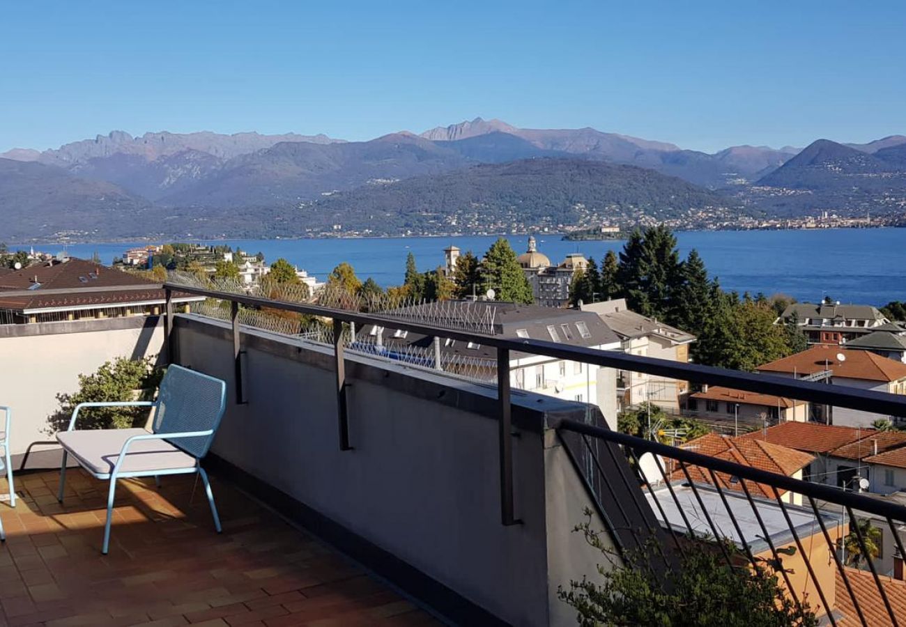 Appartamento a Stresa - Terrace Lake View apt. in Stresa with  lake view