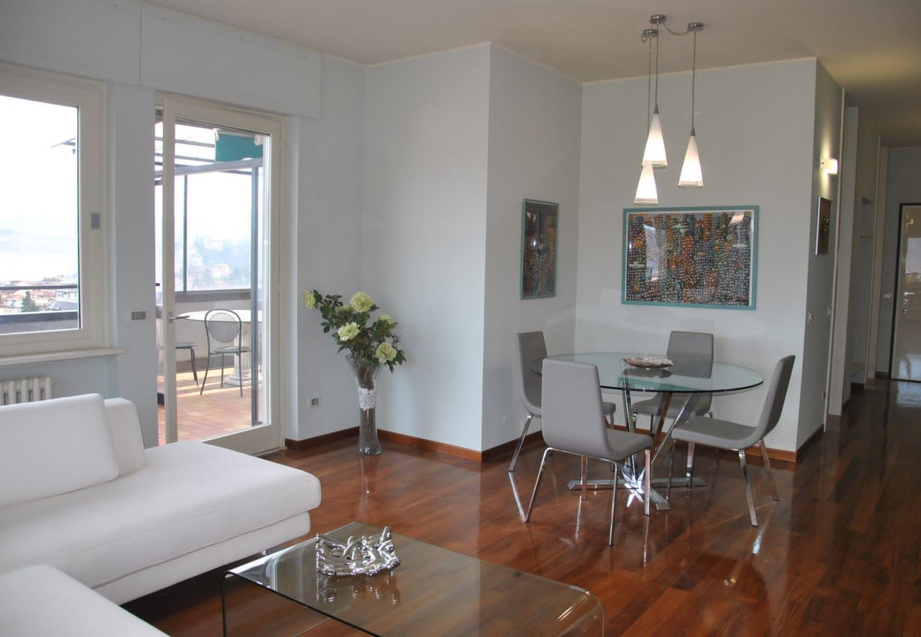 Appartamento a Stresa - Terrace Lake View apt. in Stresa with  lake view