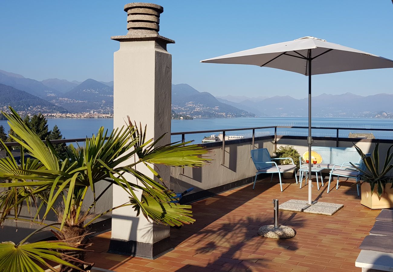 Appartamento a Stresa - Terrace Lake View apt. in Stresa with  lake view