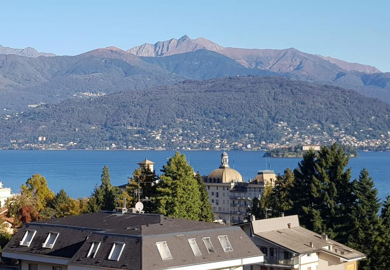 Appartamento a Stresa - Terrace Lake View apt. in Stresa with  lake view