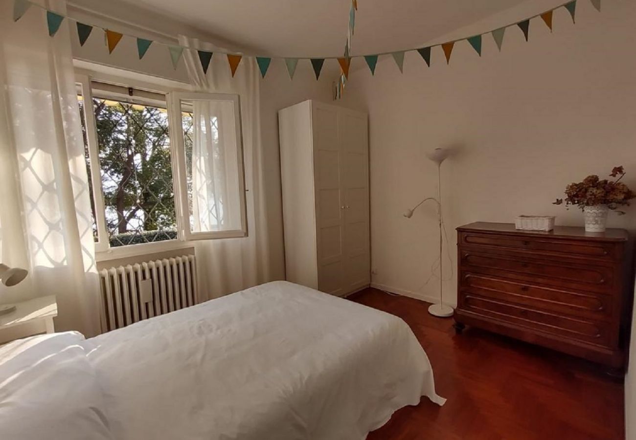 Appartamento a Verbania - Ines apartment in villa with garden and small pool