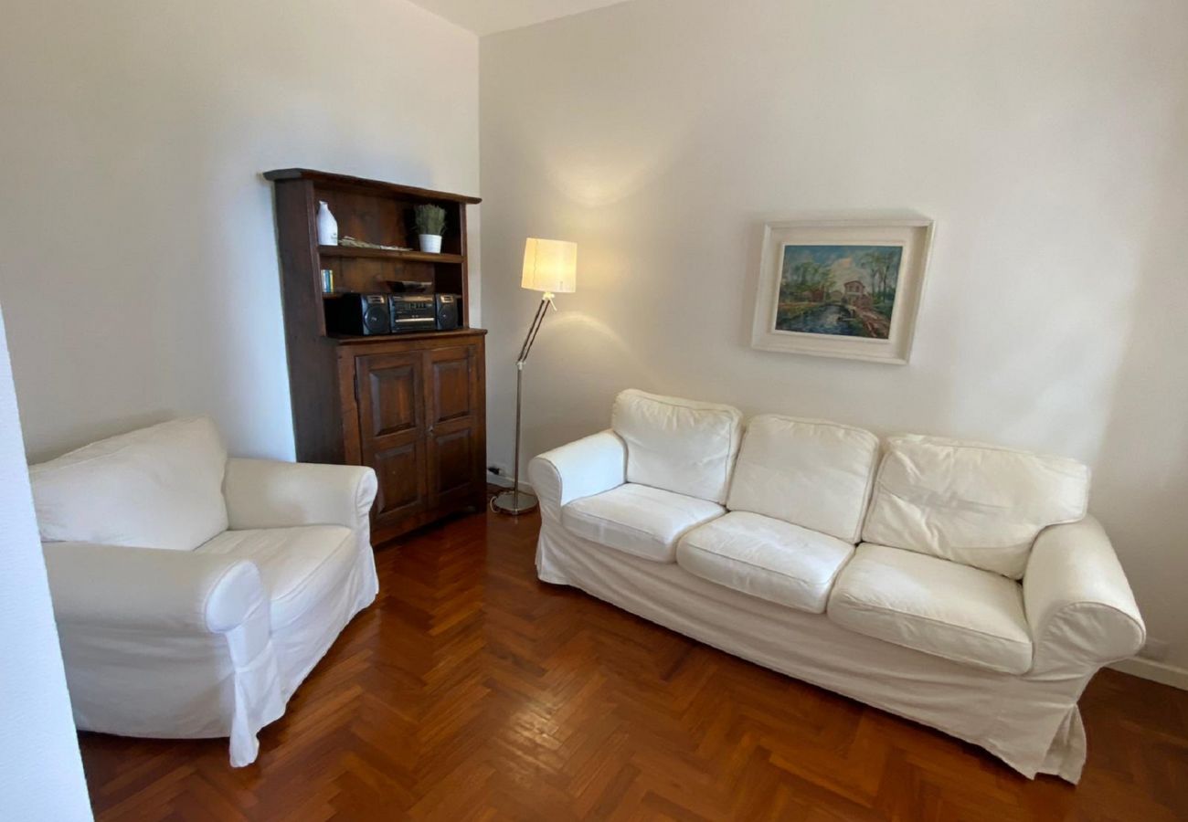 Appartamento a Verbania - Ines apartment in villa with garden and small pool