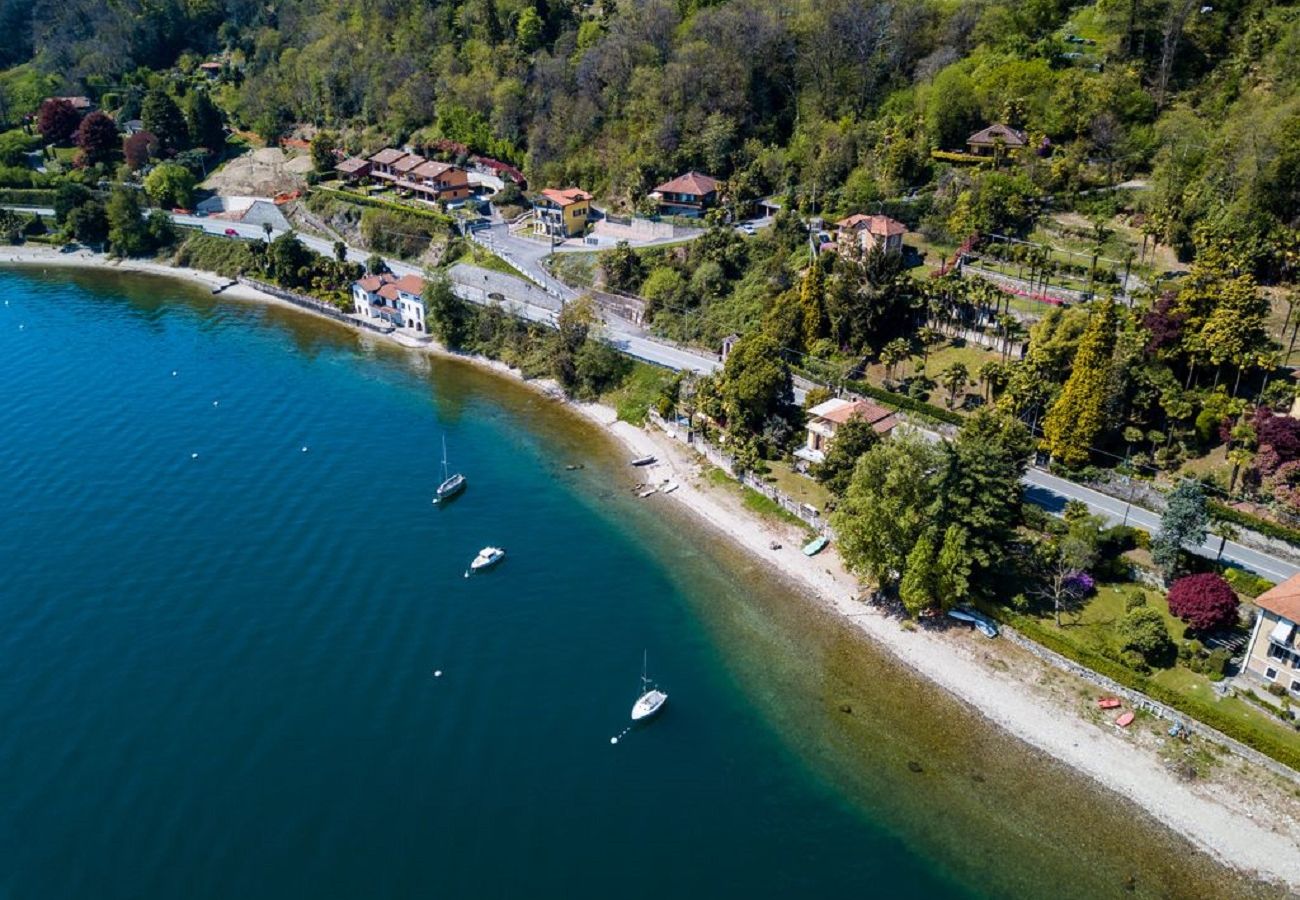 Villa a Oggebbio - Diana villa with garden and lake view in Oggebbio