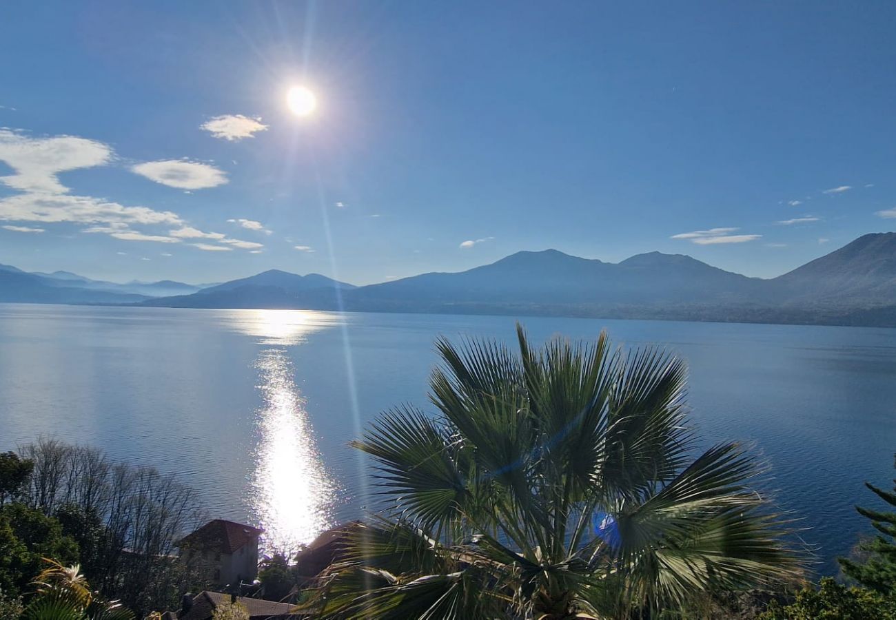 Villa a Oggebbio - Diana villa with garden and lake view in Oggebbio