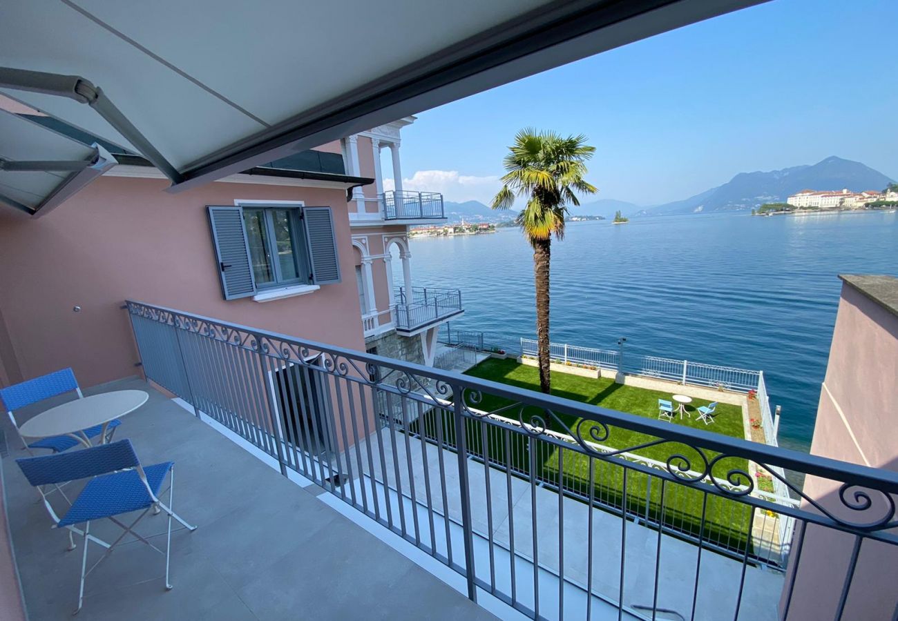 Appartamento a Baveno - Butterfly apartment with lake view in Baveno