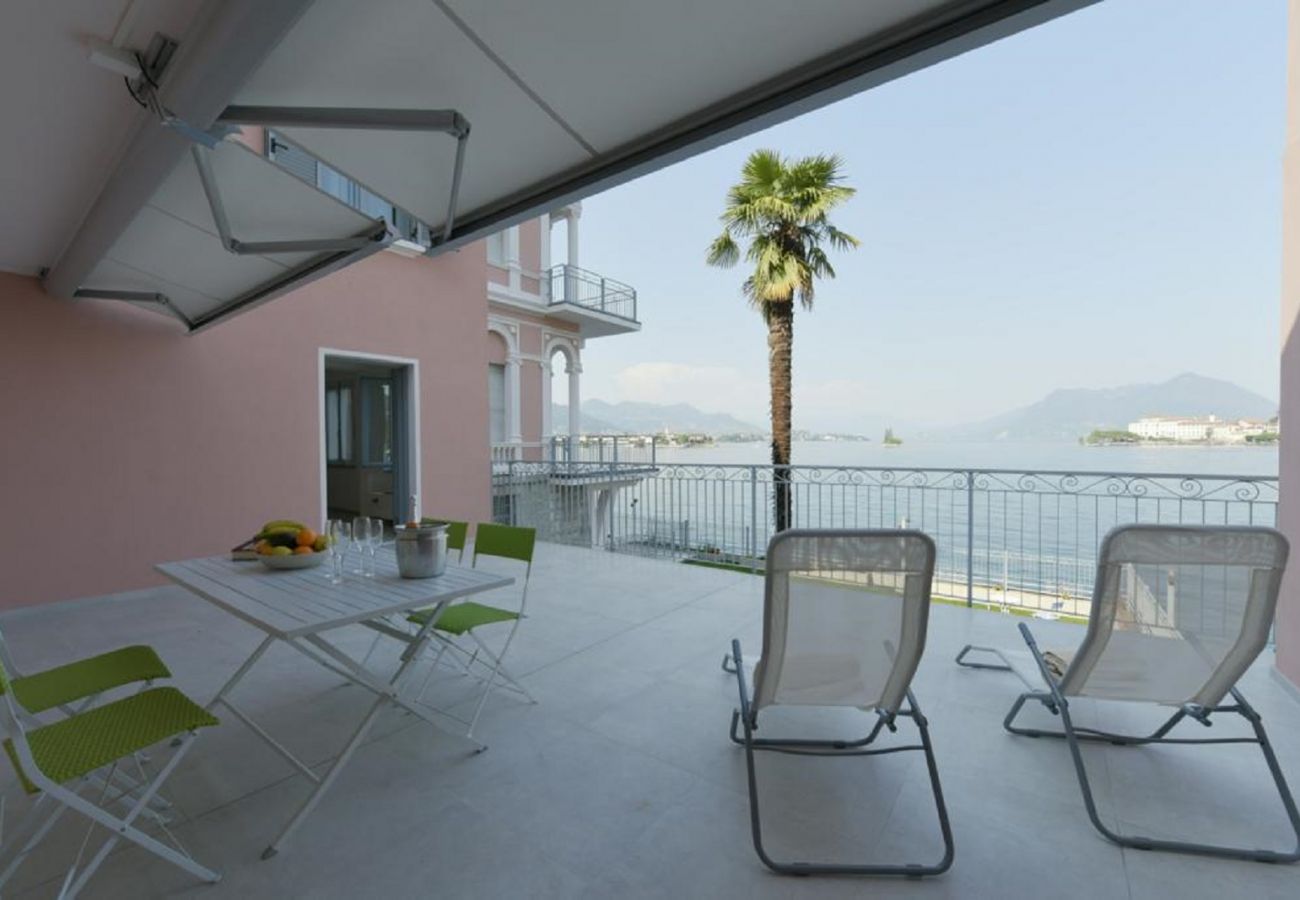 Appartamento a Baveno - Stone apartment with lake view in Baveno