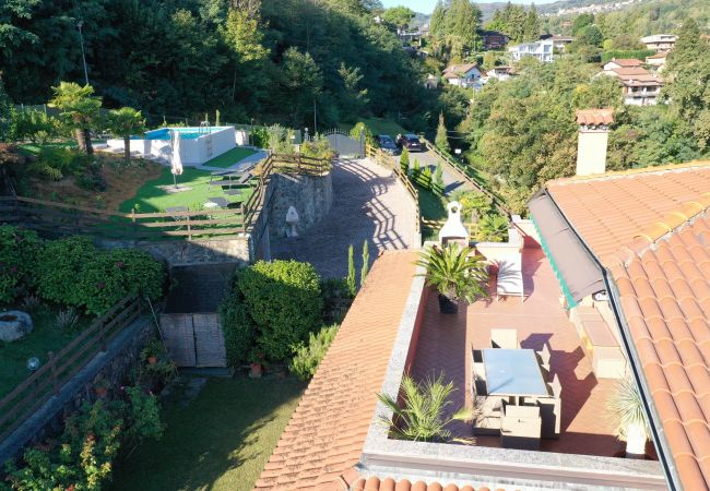 Appartamento a Meina - Penthouse Andrea apartment with private pool Appartamento a Meina - Penthouse Andrea apartment with private pool