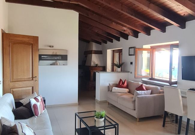 Appartamento a Meina - Penthouse Andrea apartment with private pool Appartamento a Meina - Penthouse Andrea apartment with private pool