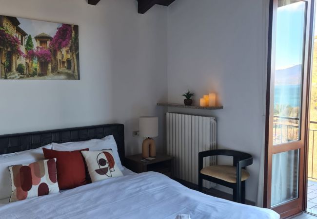 Appartamento a Meina - Penthouse Andrea apartment with private pool Appartamento a Meina - Penthouse Andrea apartment with private pool