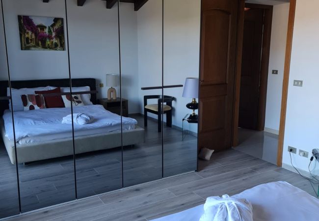 Appartamento a Meina - Penthouse Andrea apartment with private pool Appartamento a Meina - Penthouse Andrea apartment with private pool