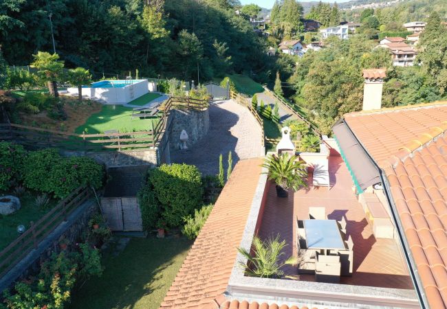 Appartamento a Meina - Penthouse Andrea apartment with private pool Appartamento a Meina - Penthouse Andrea apartment with private pool