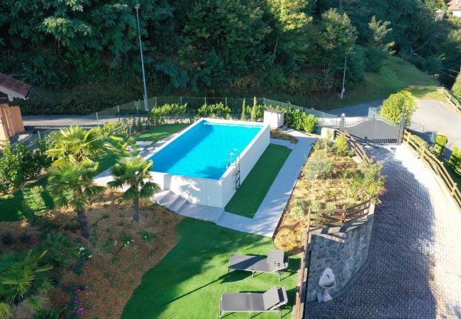 Appartamento a Meina - Penthouse Andrea apartment with private pool Appartamento a Meina - Penthouse Andrea apartment with private pool