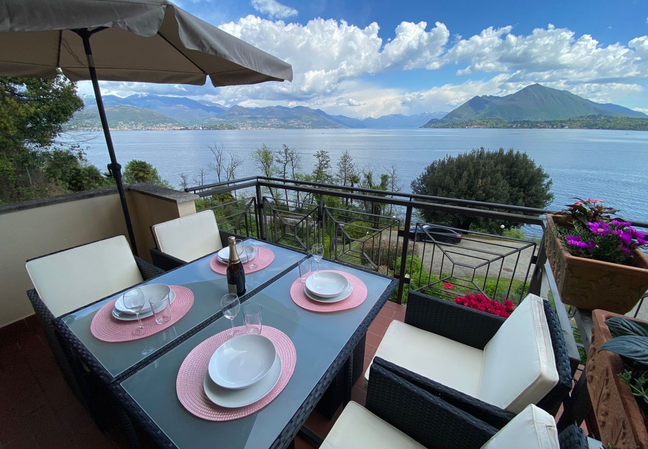 Appartamento a Stresa - Blue Lake apartment with pool and lake view