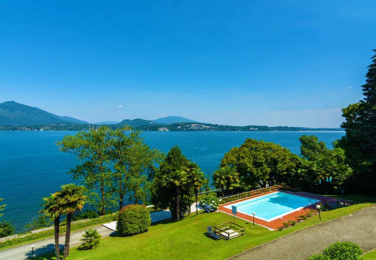 Appartamento a Stresa - Blue Lake apartment with pool and lake view